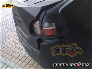 Illustration for article titled Ford Fiesta Sedan Caught Red-Handed Testing In China